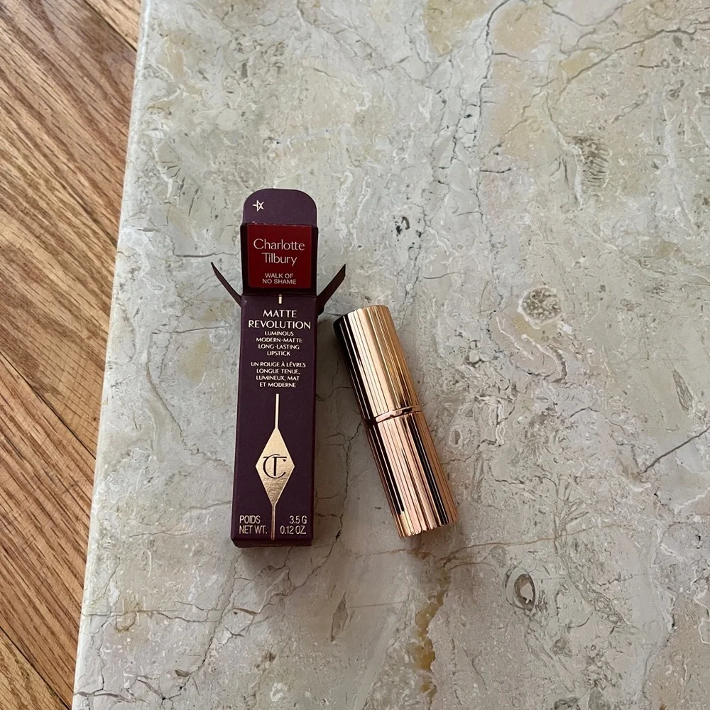 Charlotte tilbury Matte revolution walk of no shame lipstick